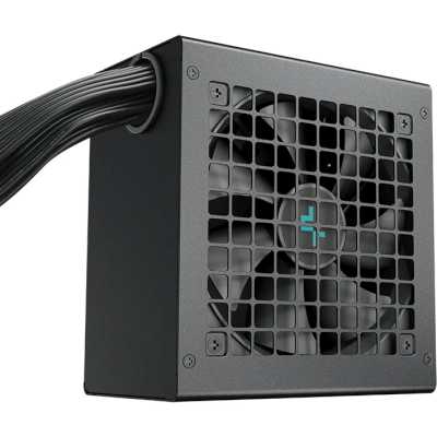 блок питания Deepcool 750W PN750D R-PN750D-FC0B-EU Черный